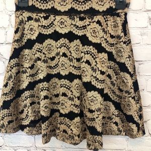A’GACI  / made in USA gold floral skirt